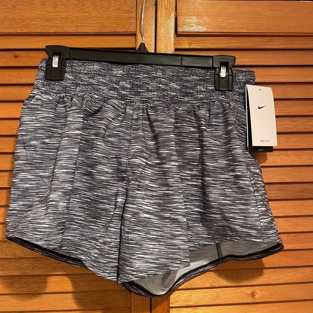 Nike Women’s One Dri-Fit Mid-Rise 3” Navy Blue Brief Lined Shorts Sz S NWT